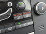 Volvo V70 2.5T Momentum | 12 mnd BOVAG GARANTIE | Nederlandse auto | Stoelverwarming | Trekhaak | Leder | elektrisch bedienbare achterklep | 6 CD wisselaar |