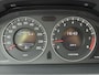 Volvo V70 2.5T Momentum | Young timer! | Stoelverwarming | Trekhaak | Leder | elektrisch bedienbare achterklep | 6 CD wisselaar |