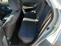 Toyota Yaris 1.5 Hybrid STYLE BLIND SPOT KEYLESS STOELVERW PARK-SENSOREN APPLE/ANDROID PRIVACY GLASS ALL-SEASON