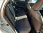 Toyota Yaris 1.5 Hybrid STYLE BLIND SPOT KEYLESS STOELVERW PARK-SENSOREN APPLE/ANDROID PRIVACY GLASS ALL-SEASON