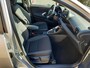 Toyota Yaris 1.5 Hybrid STYLE BLIND SPOT KEYLESS STOELVERW PARK-SENSOREN APPLE/ANDROID PRIVACY GLASS ALL-SEASON