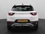 Kia Stonic 1.0 T-GDi MHEV GT-PlusLine Trekhaak | Open Dak | Stoel en Stuurverwarming | LM Velgen 17" | Keyless | Camera | Clima | Navi | Cruise