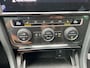 Volkswagen Golf 1.0 TSI Highline - Camera - Stoelverwarming