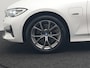 BMW 3-Serie Touring 320e Sportline Plug In Hybrid 204pk Dealer O.H PHEV | Lederen Sportstoelen Verwarmd | Sfeerverlichting | Apple Carplay | Navigatie | Cruise Control | Virtual | DAB |