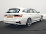 BMW 3-Serie Touring 320e Sportline Plug In Hybrid 204pk Dealer O.H PHEV | Lederen Sportstoelen Verwarmd | Sfeerverlichting | Apple Carplay | Navigatie | Cruise Control | Virtual | DAB |