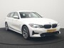 BMW 3-Serie Touring 320e Sportline Plug In Hybrid 204pk Dealer O.H PHEV | Lederen Sportstoelen Verwarmd | Sfeerverlichting | Apple Carplay | Navigatie | Cruise Control | Virtual | DAB |