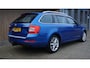 Skoda Octavia Combi 1.2 TSI 105pk Ambition Businessline Navi Clima Stoelverwarming Trekhaak 17inch LM *Race Blue Metallic* 139442km!