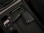 Volkswagen Golf 1.0 TSI Connected Sport (NAVI,LED,CAMERA,GROOT SCHERM,SPORTSTOELEN,PDC,GETINT,TREKHAAK,NETTESTAAT)