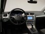 Volkswagen Golf 1.0 TSI Connected Sport (NAVI,LED,CAMERA,GROOT SCHERM,SPORTSTOELEN,PDC,GETINT,TREKHAAK,NETTESTAAT)