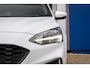 Ford Focus Wagon 1.0 EcoBoost ST Line Business | Trekhaak! | Stoel/stuur verwarming | Apple Carplay/Android Auto | Cruise control | Trekhaak