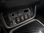 Mitsubishi Outlander 2.4 PHEV Deluxe 240Pk Automaat (SCHUIFDAK, APPLE CARPLAY, NAVIGATIE, LEDER, STUUR/STOELVERWARMING, ELEK SPORTSTOELEN, 360 CAMERA, ADAPTIVE CRUISE, TREKHAAK, ZWART HEMEL, NIEUWSTAAT)