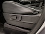 Mitsubishi Outlander 2.4 PHEV Deluxe 240Pk Automaat (SCHUIFDAK, APPLE CARPLAY, NAVIGATIE, LEDER, STUUR/STOELVERWARMING, ELEK SPORTSTOELEN, 360 CAMERA, ADAPTIVE CRUISE, TREKHAAK, ZWART HEMEL, NIEUWSTAAT)