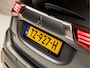 Mitsubishi Outlander 2.4 PHEV Deluxe 240Pk Automaat (SCHUIFDAK, APPLE CARPLAY, NAVIGATIE, LEDER, STUUR/STOELVERWARMING, ELEK SPORTSTOELEN, 360 CAMERA, ADAPTIVE CRUISE, TREKHAAK, ZWART HEMEL, NIEUWSTAAT)