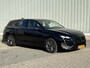 Peugeot 308 SW 1.2 Hybrid 136 e-DCS6 Style Automaat / Fabrieksgarantie tot 3-4-2027 / Apple Carplay Android Auto / Keyless Entry/Start / Adaptief cruise control / Climate control / Navigatie / Lichtmetalen wielen 16“ /