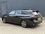 Peugeot 308 SW 1.2 Hybrid 136 e-DCS6 Style Automaat / Fabrieksgarantie tot 3-4-2027 / Apple Carplay Android Auto / Keyless Entry/Start / Adaptief cruise control / Climate control / Navigatie / Lichtmetalen wielen 16“ /