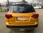 Suzuki Vitara 1.0 111PK TwoTone,Navi,Clima,Cruise,Isofix,Stoelverw,ElektrRamenV+A,Stuurbed,LED,Bluetooth,Dakrail,Camera,Lmv,
