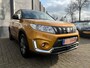 Suzuki Vitara 1.0 111PK TwoTone,Navi,Clima,Cruise,Isofix,Stoelverw,ElektrRamenV+A,Stuurbed,LED,Bluetooth,Dakrail,Camera,Lmv,
