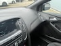 Ford Focus Wagon 1.5 150PK ST-Line Navi,Clima,Cruise,Isofix,Parkeerhulp,Carplay,Bluetooth,Stoelverw,Usb,Stuurbed,KeylessGo,Dakrail
