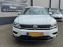 Volkswagen Tiguan 2.0 TSI 4Motion Highline Automaat AWD Clima,Cruise,Navi,Trekhaak,PdcV+A,Bluetooth,Isofix,Camera,2500kgTrekgewich