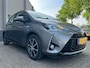 Toyota Yaris 1.5 Hybrid 101PK Automaat Navi,Cruise,Clima,Stoelverw.,Isofix,Camera,Bluetooth,Lmv,Stuurb.,Usb,KeylessEntry+Go,TeamD,