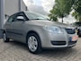 Skoda Fabia 1.2-12V 69PK Comfort 5 deuren Airco,Radio/CdSpeler,Isofix,ElektrischeRuiten,ContinentalBanden,CruiseControlDoetHetNiet