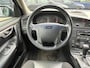 Volvo V70 2.4 T Geartr. C.L. 200PK Automaat,TrekhaakClima,Cruise,Isofix,ElektrRamenV+A,ElektrSpiegels,Radio/Cd-Speler,Multi-Stuur.