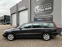 Volvo V70 2.4 T Geartr. C.L. 200PK Automaat,TrekhaakClima,Cruise,Isofix,ElektrRamenV+A,ElektrSpiegels,Radio/Cd-Speler,Multi-Stuur.