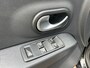 Dacia Lodgy 1.2 TCe 116PK Stepway 7 Persoons Navigatie,CruiseControl,Isofix,Bluetooth,Parkeersensoren,Start/Stop,GetintGlas,Eco,