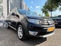 Dacia Sandero 0.9 TCe 90PK Navi,Airco,Cruise,Isofix,Bluetooth,ElektrRamen+Spiegels,Parkeersensoren,Dakrail.