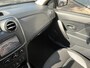 Dacia Sandero 0.9 TCe 90PK Navi,Airco,Cruise,Isofix,Bluetooth,ElektrRamen+Spiegels,Parkeersensoren,Dakrail.