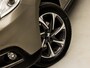Peugeot 2008 1.2 PureTech Sport Automaat (PANORAMADAK, NAVIGATIE, CLIMATE, LM VELGEN, SPORTSTOELEN, GETINT GLAS, CRUISE, NIEUWE APK, NIEUWSTAAT)