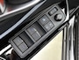 Toyota C-HR 1.8 Hybrid Style Bi-tone