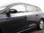 Renault Megane Estate 1.3 TCe Limited Cruise control Climate control Navigatie Parkeersensoren achter Lichtmetalen velgen LED