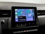 Renault Clio 1.6 E-Tech Hybrid 140 Sport 141Pk Automaat (APPLE CARPLAY, DIGITAL COCKPIT, GROOT NAVI, CAMERA, GETINT GLAS, SPORTSTOELEN, LED KOPLAMPEN, CRUISE, LANE ASSIST, NIEUWE APK, NIEUWSTAAT)