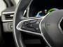 Renault Clio 1.6 E-Tech Hybrid 140 Sport 141Pk Automaat (APPLE CARPLAY, DIGITAL COCKPIT, GROOT NAVI, CAMERA, GETINT GLAS, SPORTSTOELEN, LED KOPLAMPEN, CRUISE, LANE ASSIST, NIEUWE APK, NIEUWSTAAT)