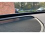 Volvo XC90 T8 Plug-in hybrid AWD Ultra Dark | Verwarmde, Geventileerde en Masserende Voorstoelen | Luchtvering | Panoramisch Schuif-/Kanteldak | Semi-Elektrische Trekhaak | 360º Camera | Gelamineerd en Getint Glas Achter| Bowers & Wilkins |