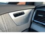 Volvo XC90 T8 Plug-in hybrid AWD Ultra Dark | Verwarmde, Geventileerde en Masserende Voorstoelen | Luchtvering | Panoramisch Schuif-/Kanteldak | Semi-Elektrische Trekhaak | 360º Camera | Gelamineerd en Getint Glas Achter| Bowers & Wilkins |