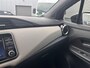 Nissan Micra 1.0L Acenta Camera | Cruise Control | Airco | Stoelverwarming | Parkeersensoren Achter | 5-Deurs | Bluetooth | Achteruitrijcamera | Airco | Centrale deurvergrendeling met afstandsbediening