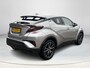Toyota C-HR 1.8 Hybrid Executive **NAVIGATIE/ DODEHOEK DETECTIE/ STOEL EN STUURWIELVERWARMING/ GARANTIE**