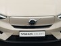 Volvo EX40 Twin Motor Performance Ultra 82 kWh | Harman Kardon | 360° Camera | Panoramadak | 20" | Elek Stoelen met geheugen | Adaptive Cruise | BLIS | Pilot Assist