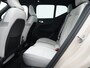 Volvo EX40 Twin Motor Performance Ultra 82 kWh | Harman Kardon | 360° Camera | Panoramadak | 20" | Elek Stoelen met geheugen | Adaptive Cruise | BLIS | Pilot Assist