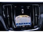 Volvo V60 2.0 B3 Essential Edition | Sport Pack | 19" Black Edition Velgen | Leder | Adaptieve Cruise Control | Stoelverwarming | Park Assist |