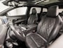 Peugeot 5008 1.2 PureTech GT-Line Luxe 7 Persoons (PANORAMADAK, APPLE CARPLAY, NAPPA LEDER, MEMORY SEATS, STOELVERWARMING, SPORTSTOELEN, 360 CAMERA, KEYLESS, LED KOPLAMPEN, MASSAGE, NIEUWSTAAT)
