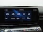 Hyundai Kona Electric 64,8 kWh Pure Edition | Navigatie | Parkeer Sensoren |
