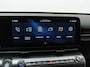 Hyundai Kona Electric 64,8 kWh Pure Edition | Navigatie | Parkeer Sensoren |