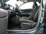 Hyundai Kona Electric 64,8 kWh Pure Edition | Navigatie | Parkeer Sensoren |