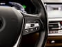 BMW 3-Serie 330e Sportline 293Pk Automaat (APPLE CARPLAY, GROOT NAVI, ZWART HEMEL, COGNAC LEDER, CAMERA, STOELVERWARMING, SPORTSTOELEN, GETINT GLAS, SFEERVERLICHTING, NIEUWSTAAT)