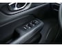 Volvo V60 2.0 B3 Essential Edition | Sport Pack | 19" Black Edition Velgen | Leder | Adaptieve Cruise Control | Stoelverwarming | Park Assist |