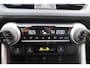 Toyota RAV4 2.5 HYBRID STYLE APPLE/ANDROID LEDER STOEL/STUUR/VOORRUITVERWARM. JBL 360GR-CAM ELEK. ACHTERKLEP. P-SENSOREN KEYLESS