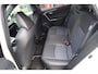 Toyota RAV4 2.5 HYBRID STYLE APPLE/ANDROID LEDER STOEL/STUUR/VOORRUITVERWARM. JBL 360GR-CAM ELEK. ACHTERKLEP. P-SENSOREN KEYLESS